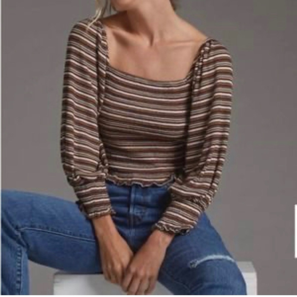 Anthropologie EUC size small stretch shirt.